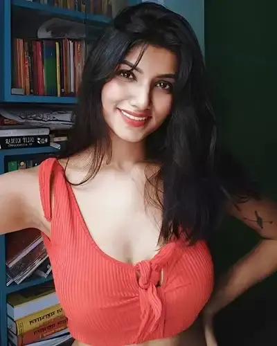 Escort Contai